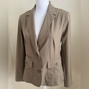 Eddie Bauer Women's Khaki Blazer with pockets. Size Medium